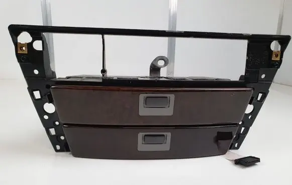 BMW 7 E65 E66 Dashboard storage box/compartment 7032886
