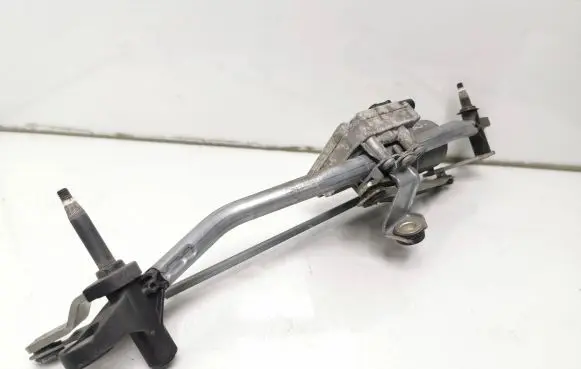 Audi A4 S4 B8 8K Front wiper linkage and motor 8K1955119A 27052010 8T1955119