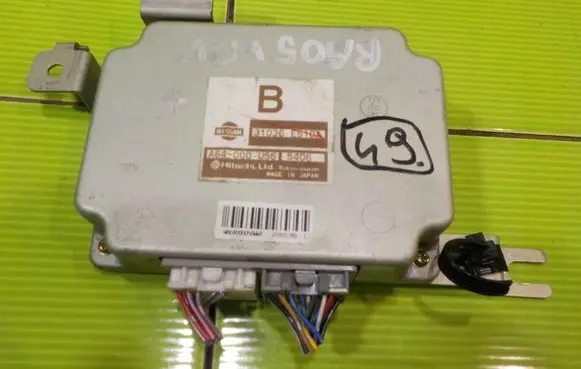 Nissan X-Trail T30 Torque split ecu control unit/module 31036ES10A LP361
