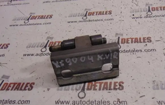Volvo XC90 Rear door upper hinge