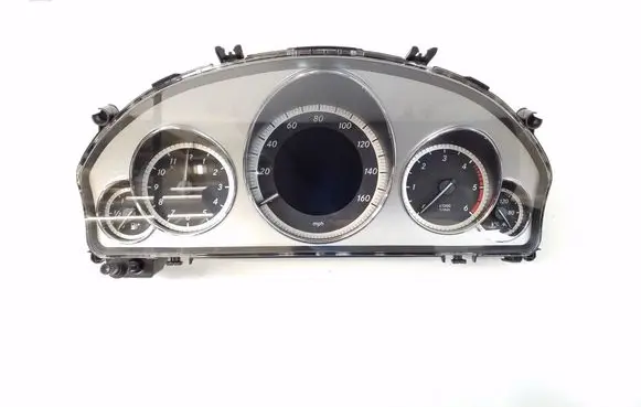 Speedometer (instrument cluster)
