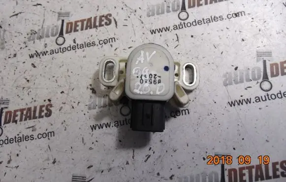 Clutch pedal sensor