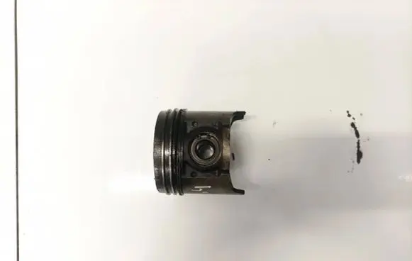 Mazda 626 Piston 