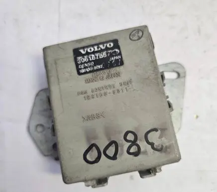 Volvo S40, V40 Coolant fan relay 30616788 1881008011 1881008012