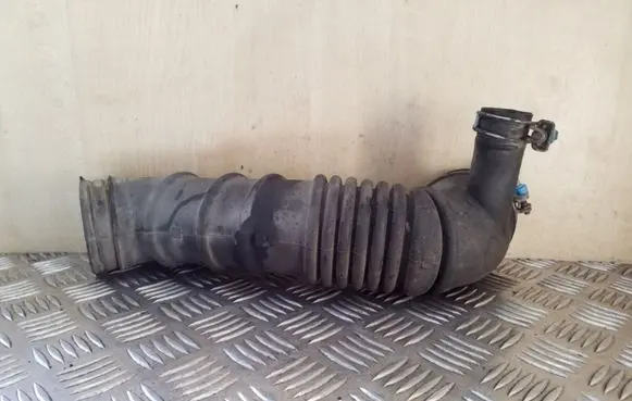 Toyota Land Cruiser (J120) Turbo air intake inlet pipe/hose