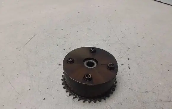 Toyota Avensis T250 Camshaft pulley/ VANOS 
