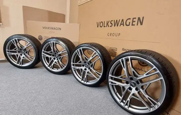 R20 alloy rim