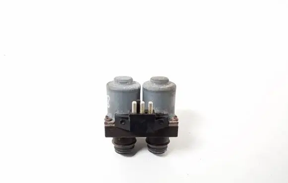 Mercedes-Benz SLK R171 Coolant heater control valve A0018307784
