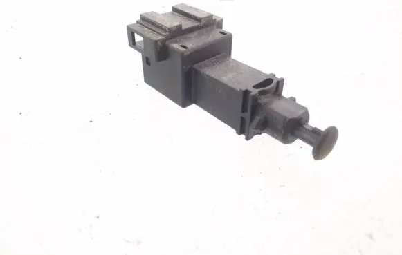 Audi A3 S3 8L Brake pedal sensor switch 6900F21 109001