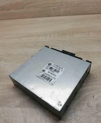 BMW 1 E81 E87 Voltage converter/converter module 9127088 8ES00947920