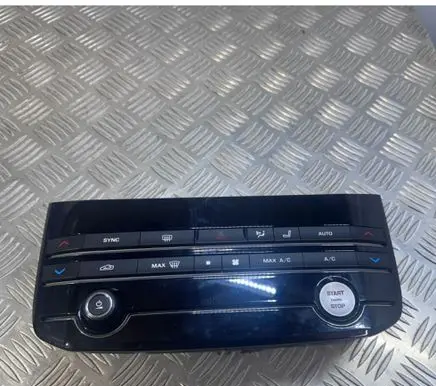 Jaguar XE Interior fan control switch GX6318C858GE 09467 27092016