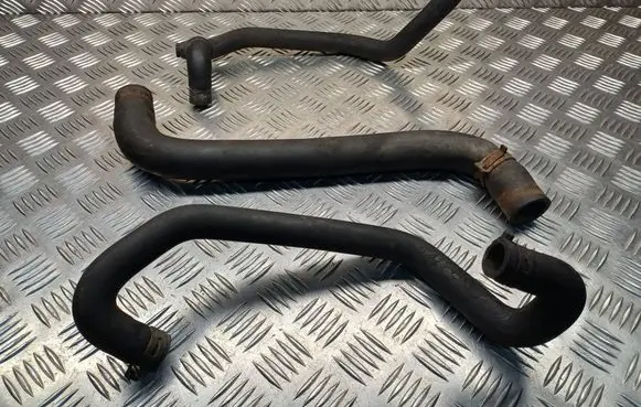 Renault Trafic II (X83) Engine coolant pipe/hose 