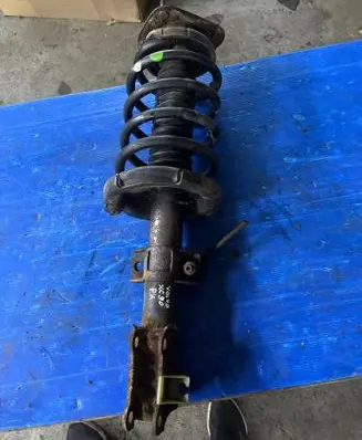 Volvo XC90 Front shock absorber with coil spring 30776718 824904003673