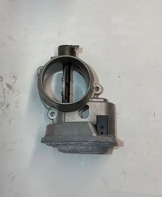 BMW 5 E60 E61 Throttle valve 7804373 B91400665 20140066