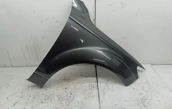 Audi Q7 4L Fender