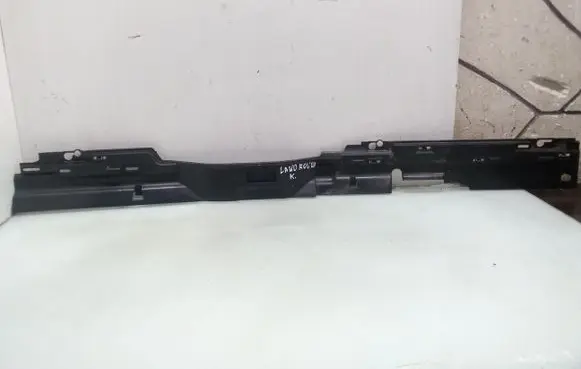 Land Rover Discovery 3 - LR3 Other sill/pillar trim element