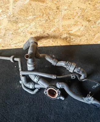 Volkswagen PASSAT CC Engine coolant pipe/hose