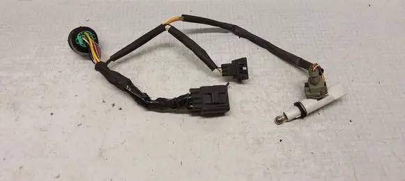 Volvo S60 Headlight/headlamp wiring loom/harness 978147 978189 977929