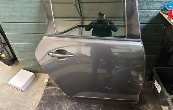 Peugeot 3008 I Rear door 