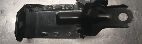 Volvo S60 Radiator mount bracket 31261932