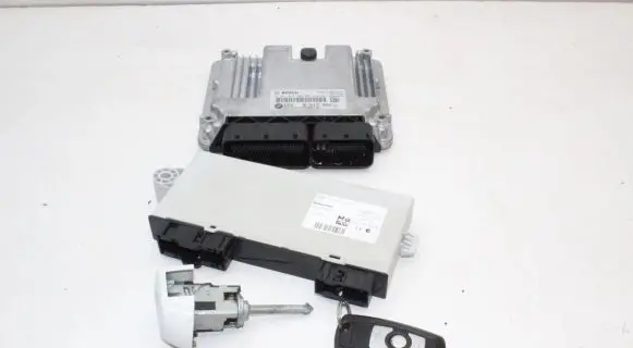 BMW X3 F25 Engine ECU kit and lock set 0281018502 8517862