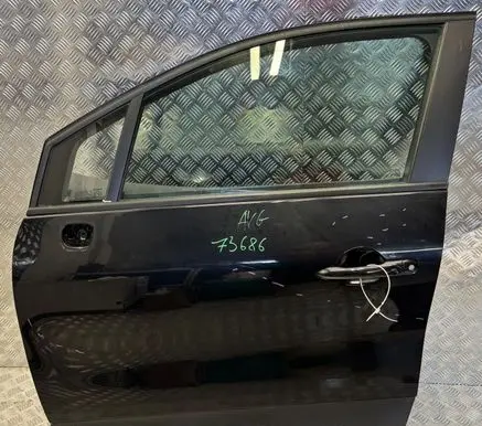 Renault Captur Front door