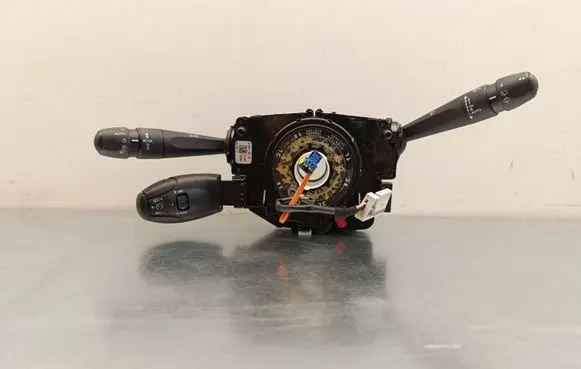 Peugeot 2008 I Wiper turn signal indicator stalk/switch 98081769ZD03