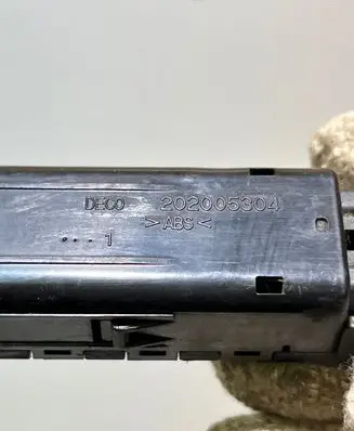 Chevrolet Captiva Seat heating switch 202005304