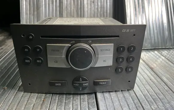 Opel Astra H Radio/CD/DVD/GPS head unit 13188461 CD30MP3