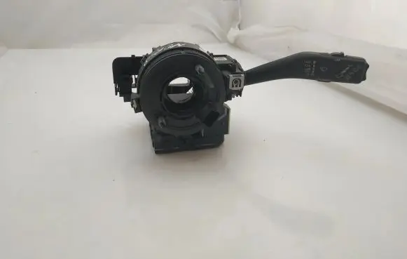 Skoda Octavia Mk2 (1Z) Indicator stalk 1K0953519J
