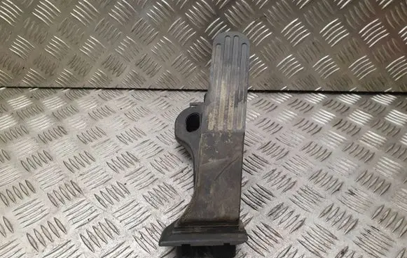 Volkswagen Golf VI Accelerator throttle pedal 1K1721503T