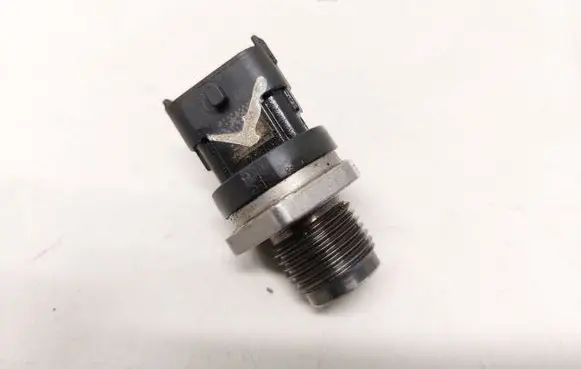 Opel Antara Air conditioning (A/C) pressure sensor 