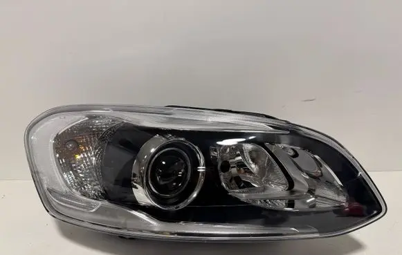 Volvo XC60 Headlight/headlamp 