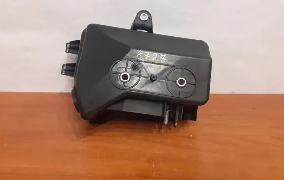 Mercedes-Benz Vito Viano W447 Fuse box cover 8727 A4475450069
