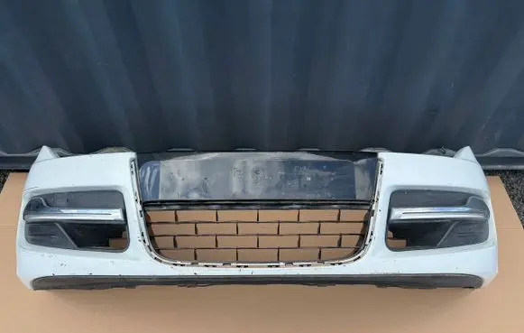 Renault Laguna III Front bumper 620102560R