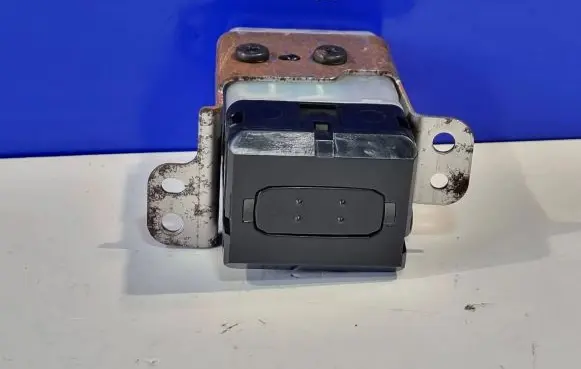Toyota Prius (XW20) Engine start stop button switch 626399000