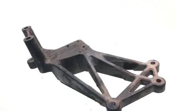 Seat Alhambra (Mk1) Engine mounting bracket 7M0199308B