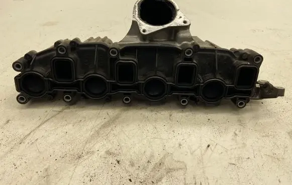 Audi Q5 SQ5 Intake manifold 03L129711E