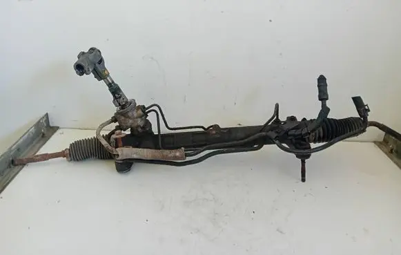 Toyota Avensis T250 Steering rack