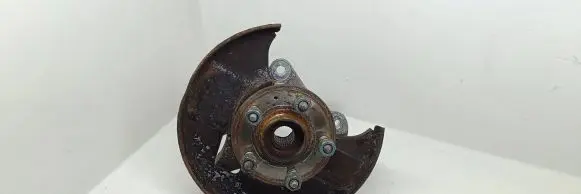Opel Insignia A Front wheel hub spindle knuckle
