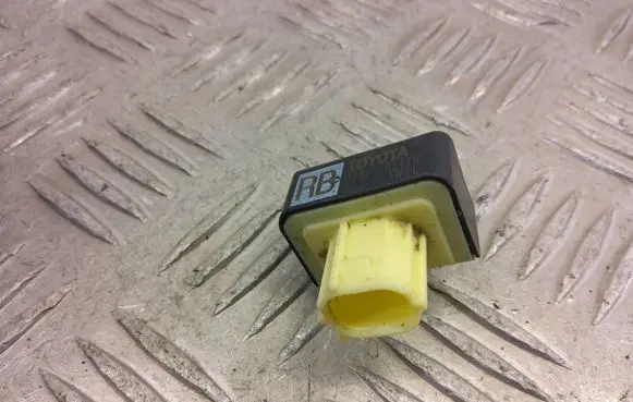 Toyota Highlander XU70 Airbag deployment crash/impact sensor 89831-0E170