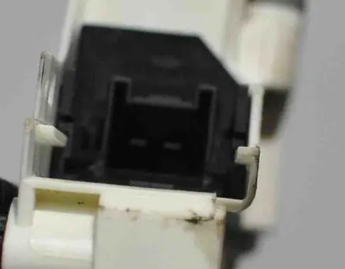 Audi A1 Front door electric window regulator 