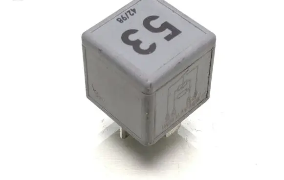 Volkswagen Golf IV Other relay 141951253B