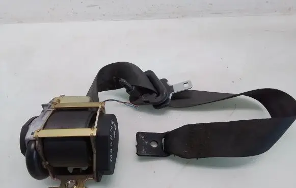 Renault Megane II Rear seatbelt