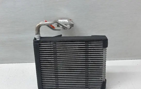 Nissan Rogue Air conditioning (A/C) radiator (interior) 922006GU0A 524509905122