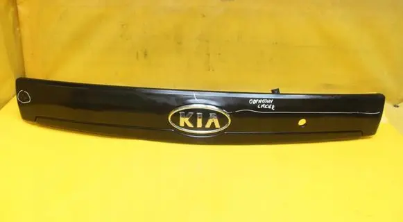 KIA Carnival Trunk door license plate light bar 