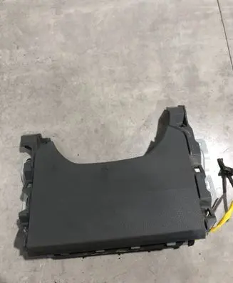 Mitsubishi L200 Knee airbag 7030A802 6363449