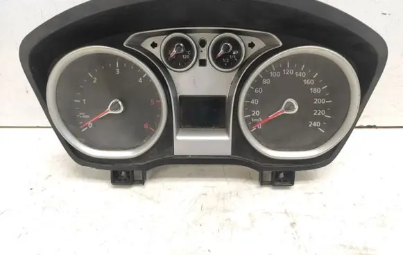 Ford Focus Speedometer (instrument cluster) VP8V4F10A855A