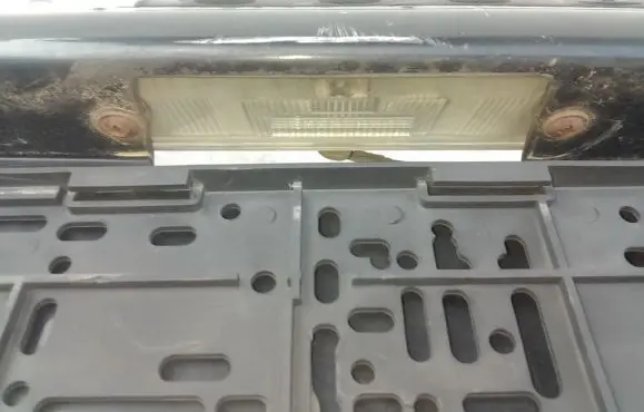 Chrysler 300M Number plate light