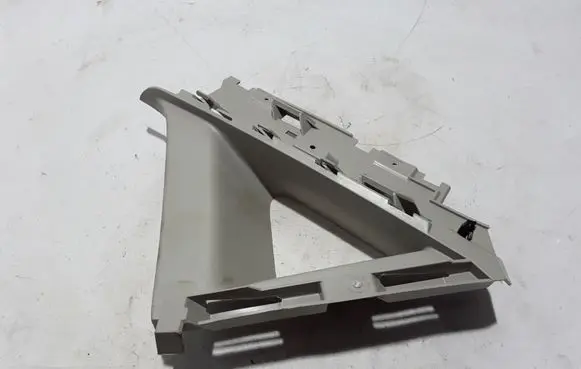 Chrysler Pacifica Other sill/pillar trim element 5SB13TRMAC